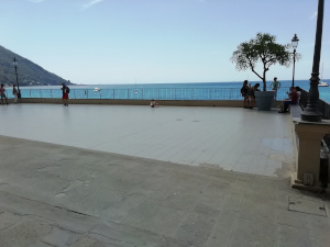 terrazza accessibile su lungamare Garibaldi
