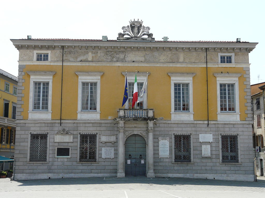 Palazzo comunale, fonte immagine: wikimedia commons