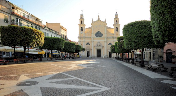 Piazza San Nicol&ograve;