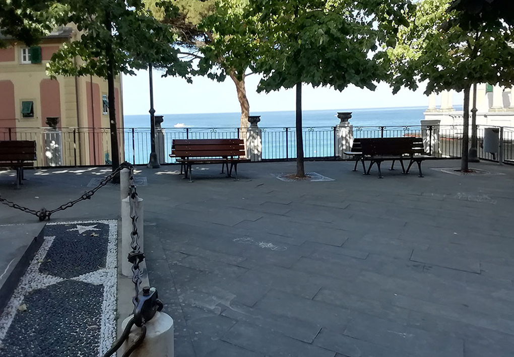 Camogli_terrazza-accessibile-lungo-Via-della-Repubblica-e-via-XX-settembre-