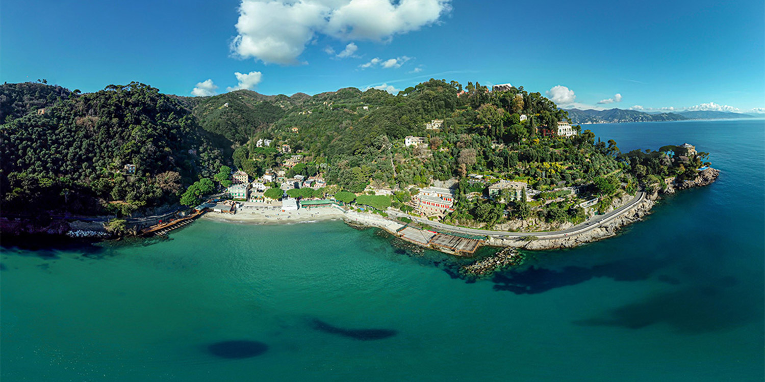 La costa di Santa Margherita crea una baia sul mar ligure