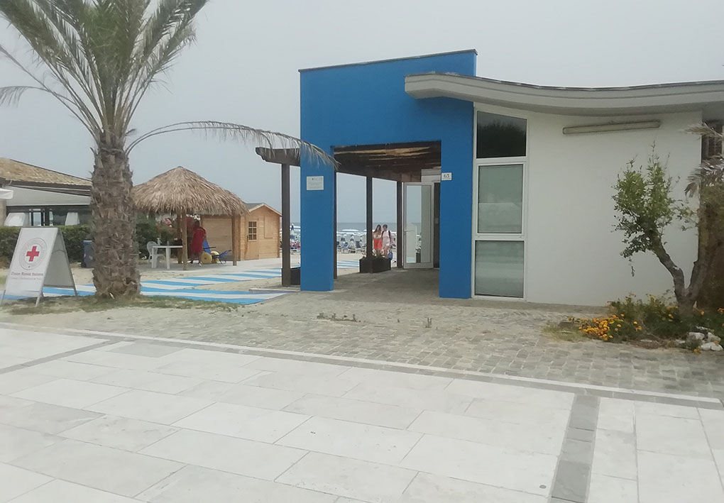 accessi alla spiaggia a livello passeggiata
